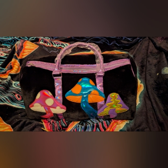 Holographic Mushroom Faux Fur Weekender (Current Mood) - Picture 2 of 7